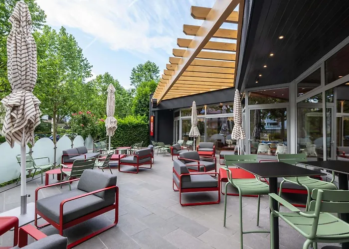 Hotel Novel Restaurant La Mamma Annecy